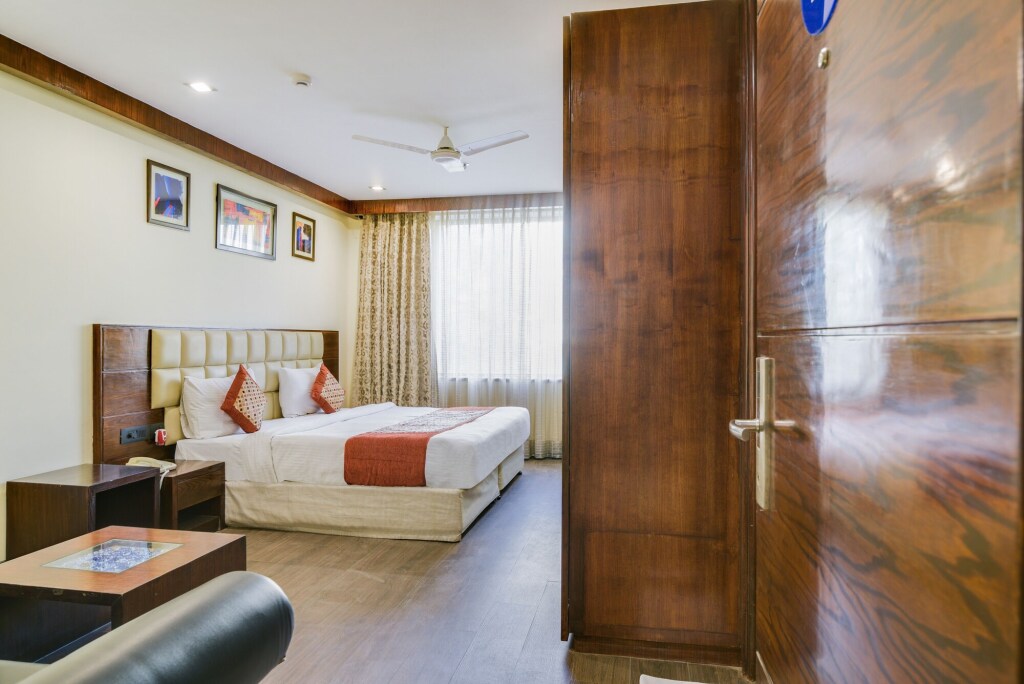Нью-Дели: Hotel Blue Stone - Nehru Place