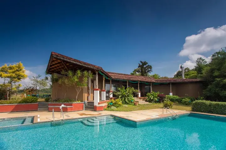Кушалнагар: Heritage Resort Coorg