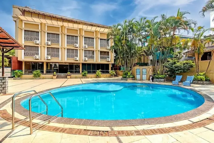 Лонавала: Hotel Sapphire