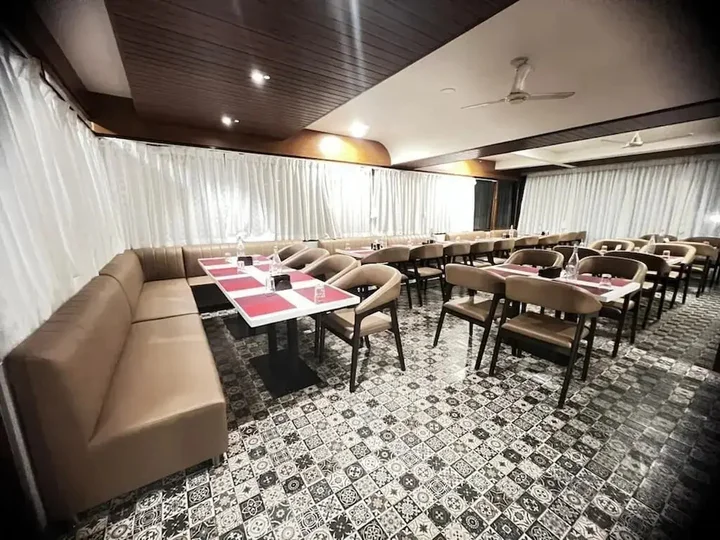 Лонавала: Hotel Sapphire