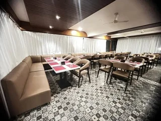 Лонавала: Hotel Sapphire