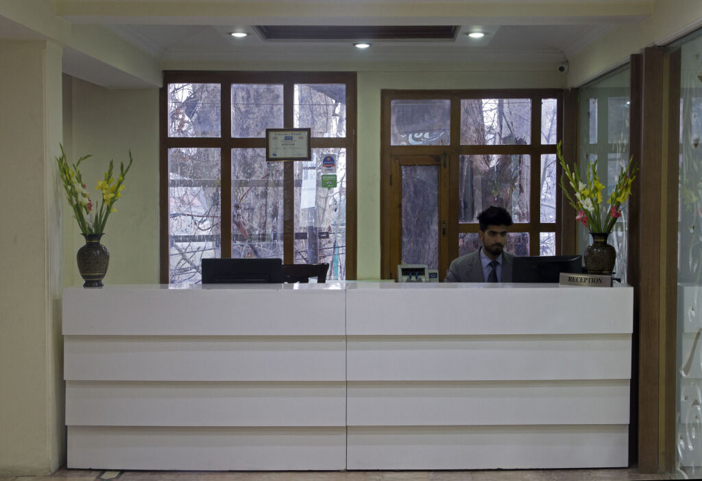 Шринагар: The Residency Hotel