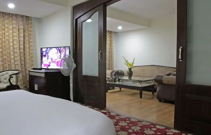 Шринагар: The Residency Hotel