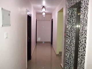 Гайя: Hotel Viraat Inn