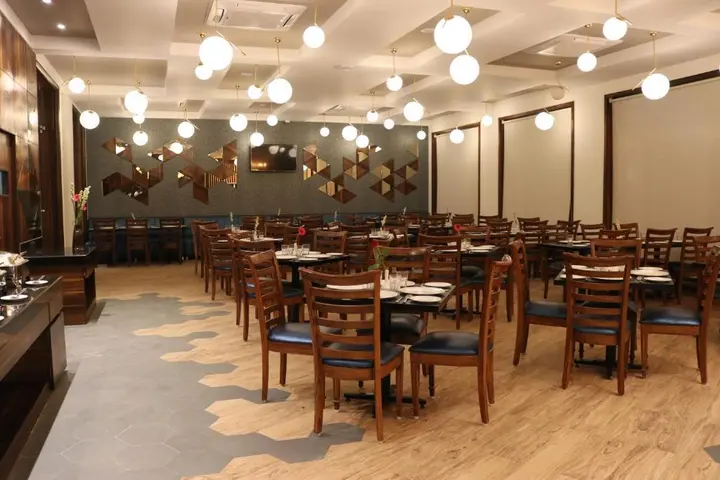 Лонавала: 7 Apple Resort Lonavala