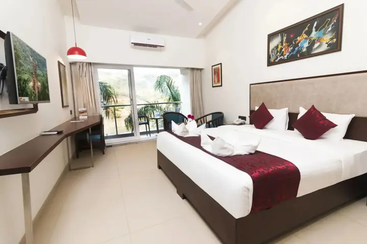 Лонавала: 7 Apple Resort Lonavala