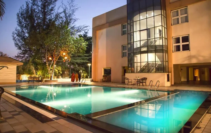 Лонавала: 7 Apple Resort Lonavala