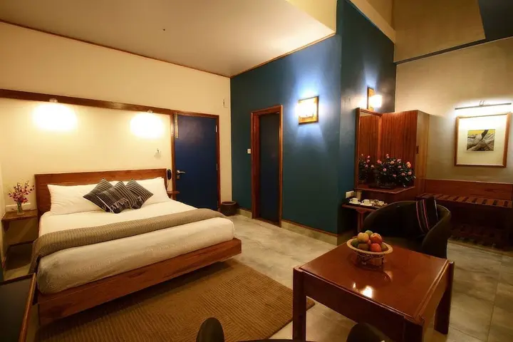 Шиллонг: Hotel Centre Point