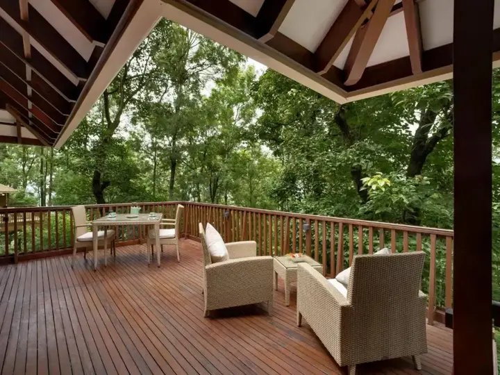 Какабе: The Tamara Coorg