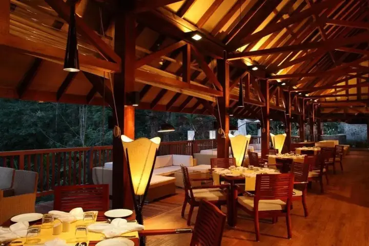 Какабе: The Tamara Coorg