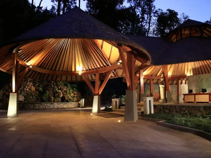 Какабе: The Tamara Coorg