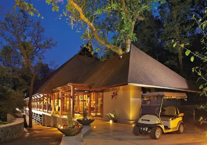 Какабе: The Tamara Coorg