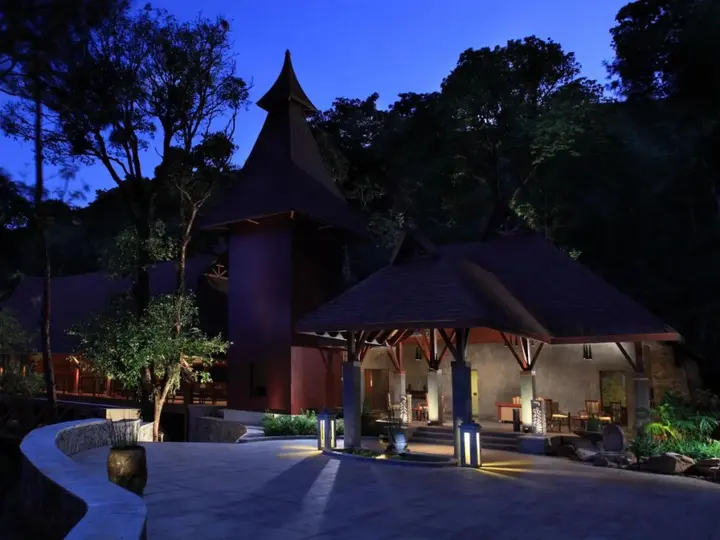 Какабе: The Tamara Coorg