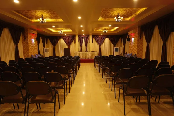 Вакад: Hotel Sanket Inn