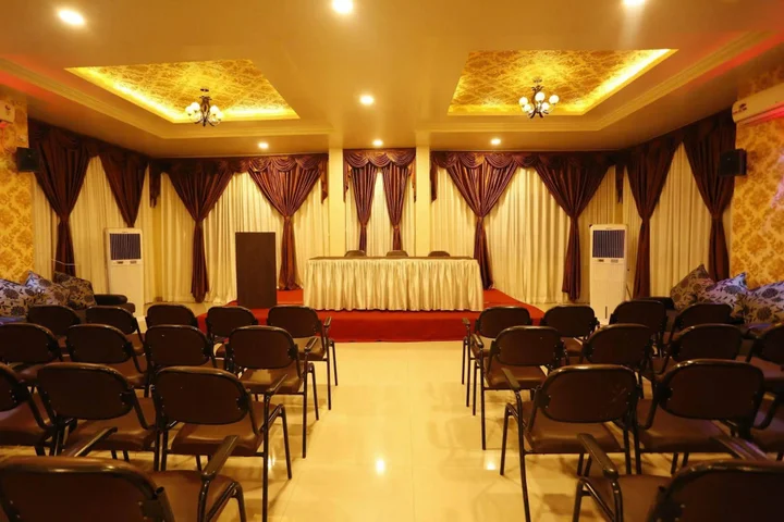 Вакад: Hotel Sanket Inn