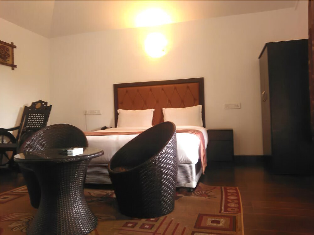 Перумал Ковил Пати: Vision Nature Resorts