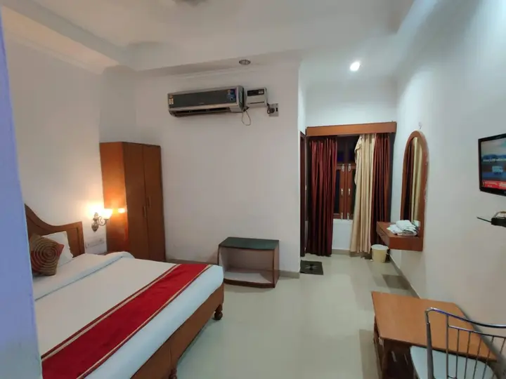 Кхаджурахо: EuroStar Inn
