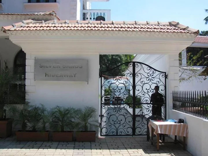 Кандолим: Silver Sands Hideaway - Beach Resorts