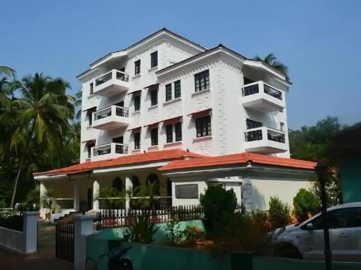 Кандолим: Silver Sands Hideaway - Beach Resorts