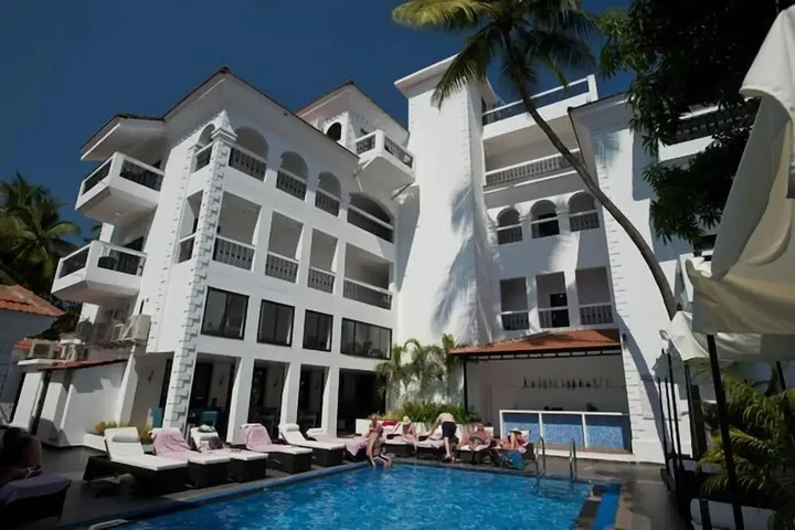 Кандолим: Silver Sands Hideaway - Beach Resorts