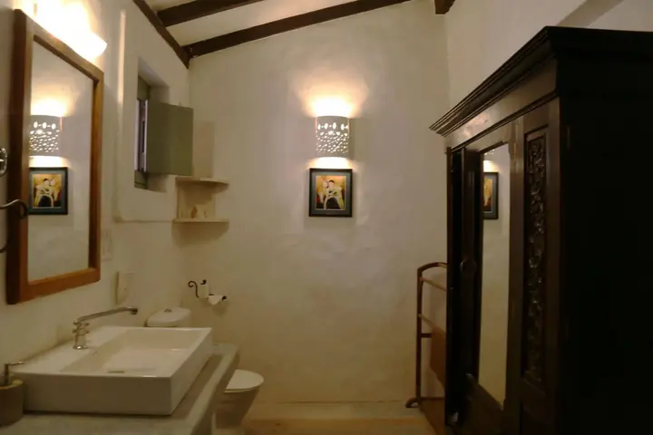 Верем: Wildflower Villas