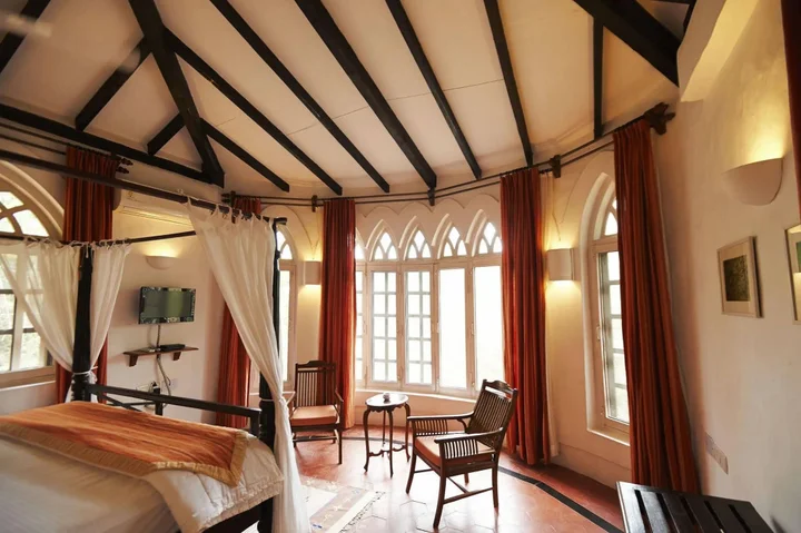 Верем: Wildflower Villas
