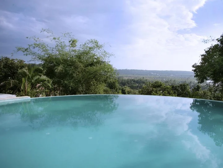 Верем: Wildflower Villas