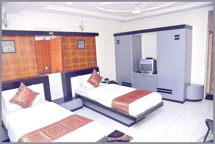 Аурангабад: Hotel Atithi
