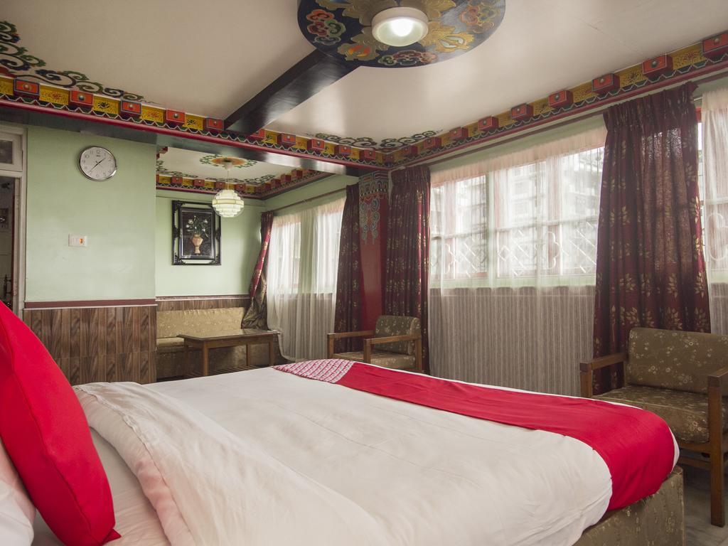 Дарджилинг: Hotel Seven Seventeen