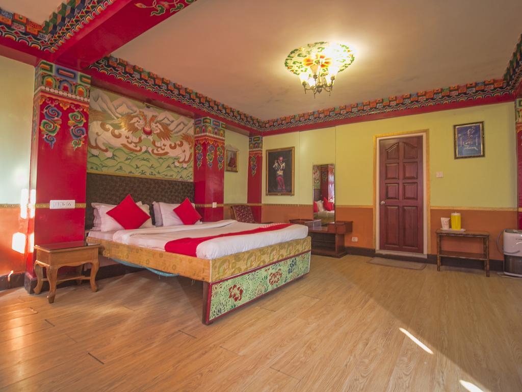 Дарджилинг: Hotel Seven Seventeen