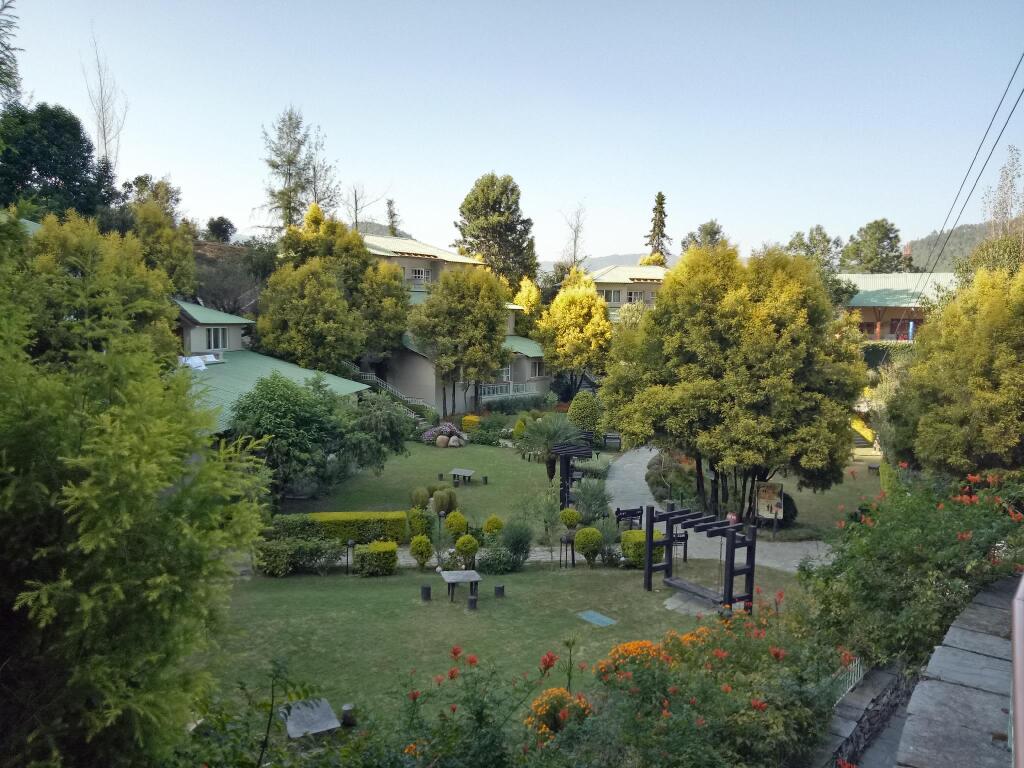 Раникхет: Club Mahindra Binsar Valley