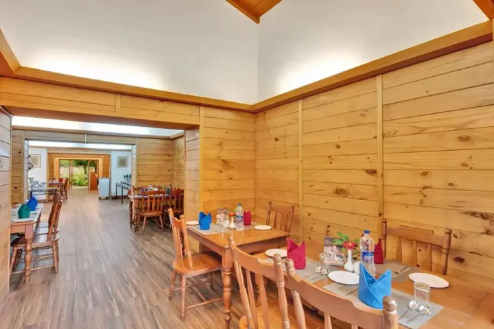 Раникхет: Club Mahindra Binsar Valley
