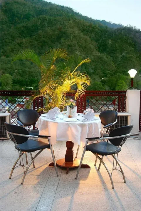 Ришикеш: Ganga Beach Resort