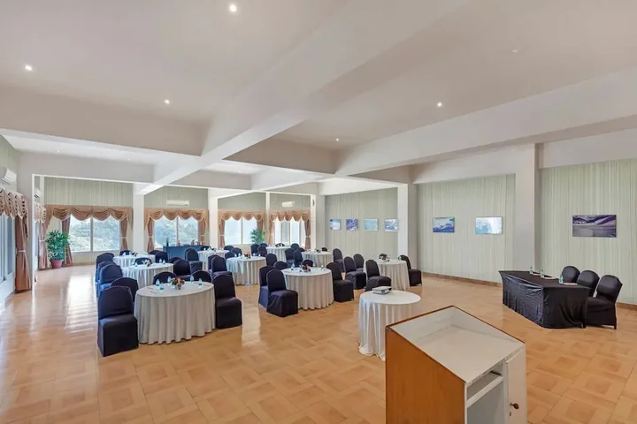 Куфри: Club Mahindra Kandaghat Resort