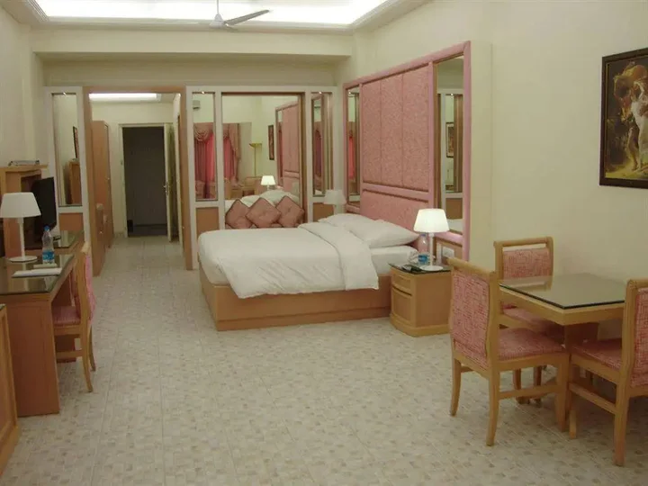 Куфри: Club Mahindra Kandaghat Resort