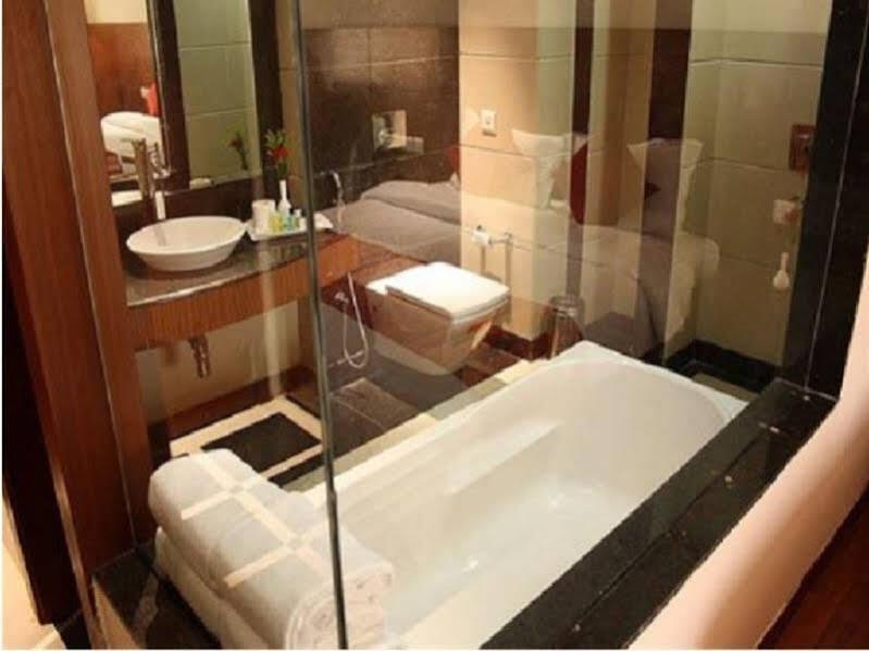 Хидерабад: Expotel Hotel