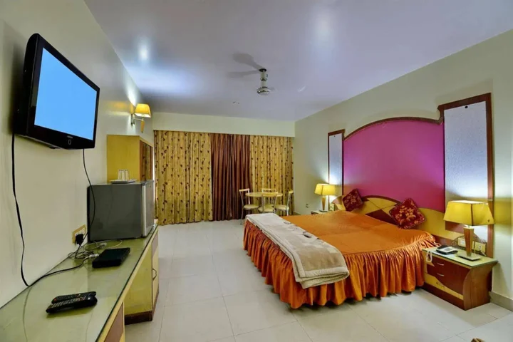 Патна: Royal King Resorts