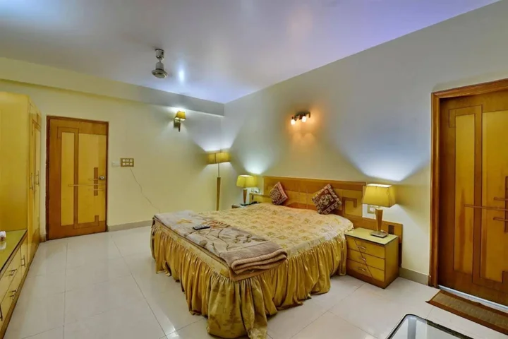Патна: Royal King Resorts