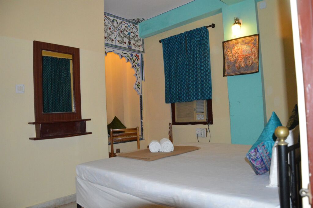 Удаипур: The Lake View Hotel – On Lake Pichola