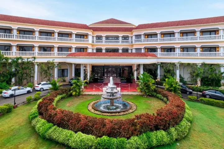 Лонавала: Lagoona Resort