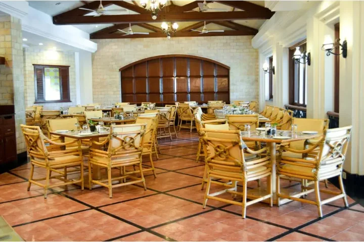 Лонавала: Lagoona Resort