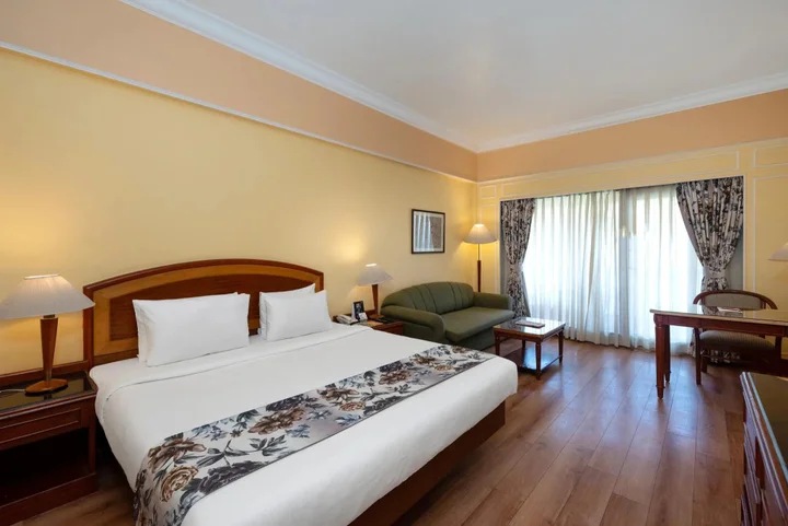 Лонавала: Lagoona Resort