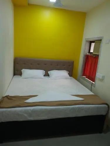 Мумбаи: Sahara Inn Guest House