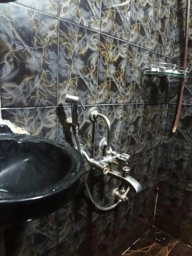 Мумбаи: Shahana Guest House & Dormitory