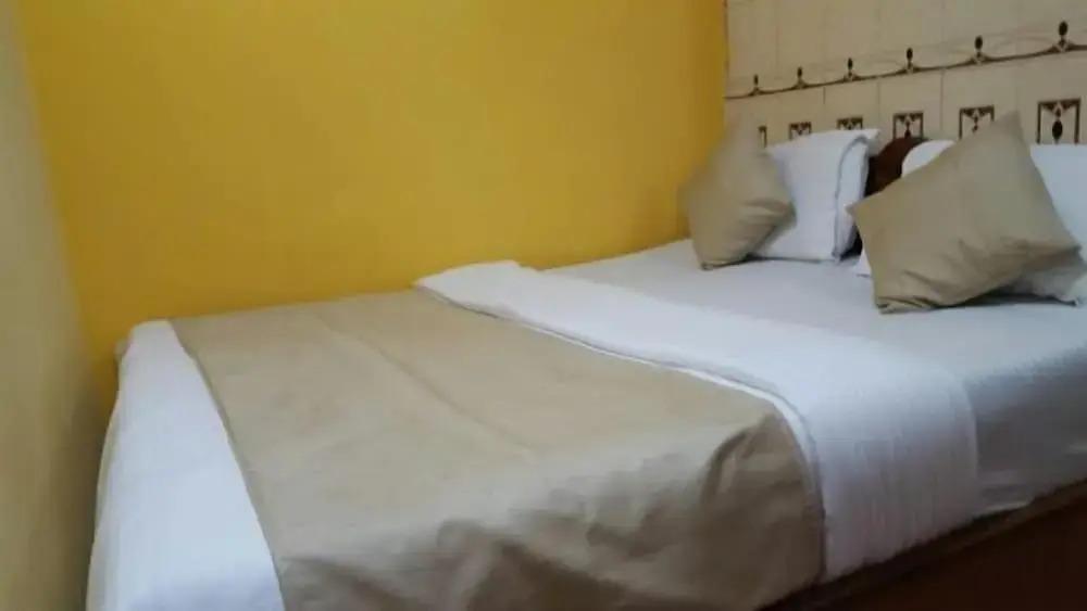 Мумбаи: Shahana Guest House & Dormitory