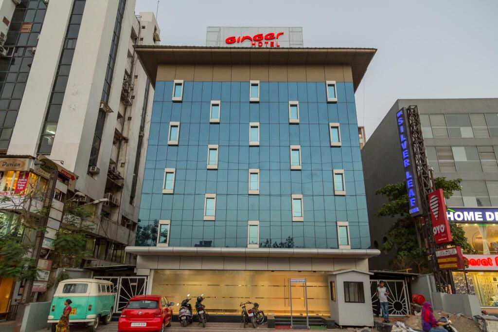 Ахмедабад: Ginger Ahmedabad, Satellite