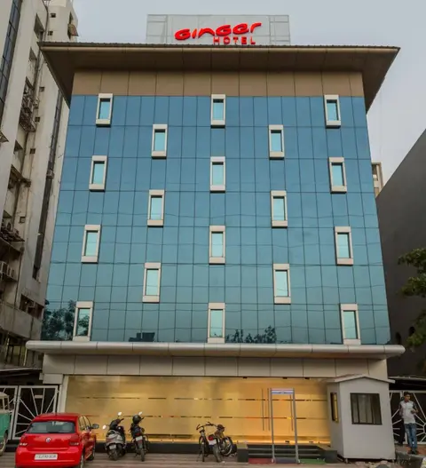 Ахмедабад: Ginger Ahmedabad, Satellite