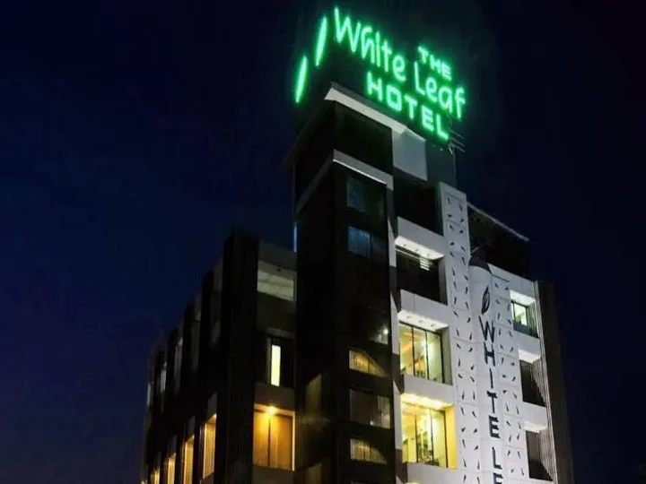 Ахмедабад: The White Leaf Hotel