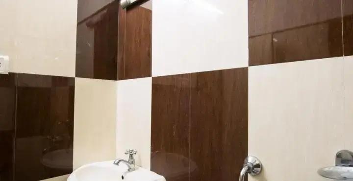 Бангалор: UG Regal Hotel