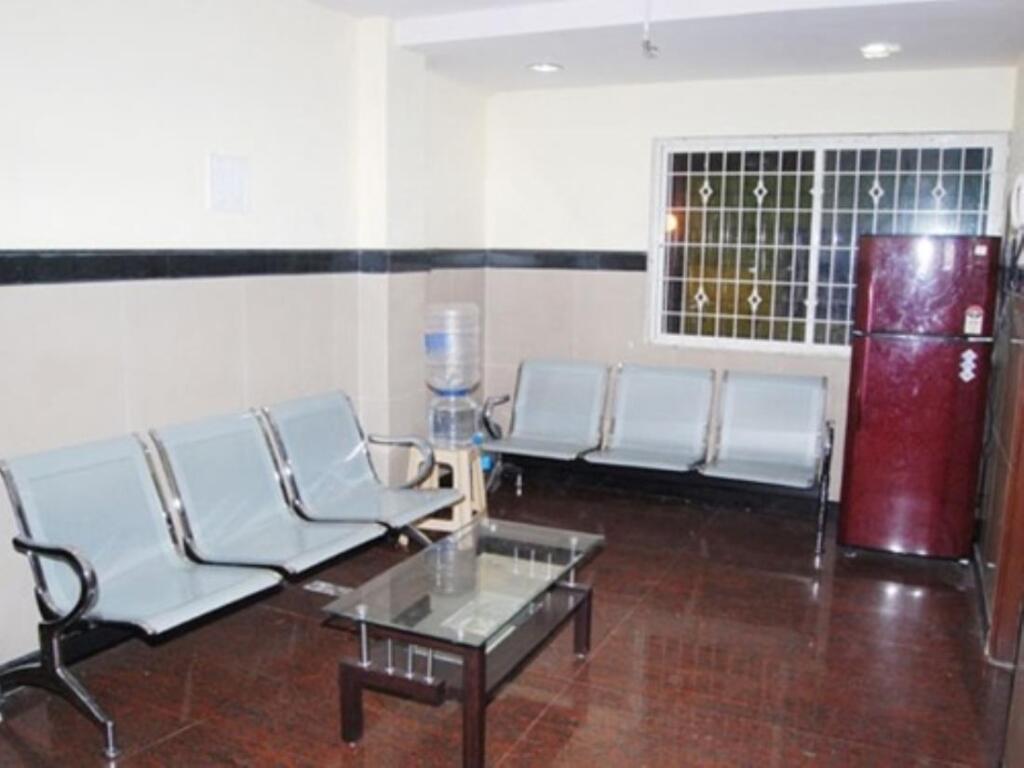 Бангалор: UG Regal Hotel